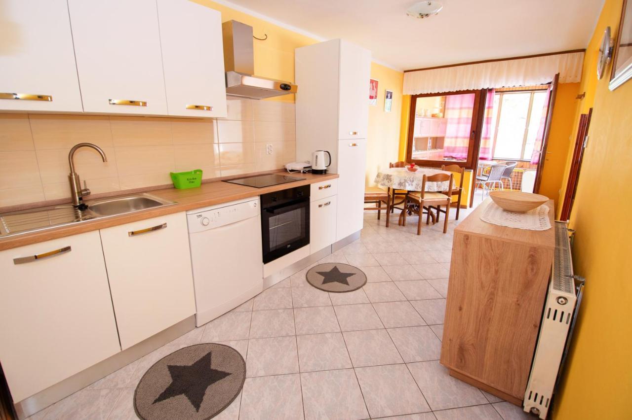Apartmaji Berginc โคบาริด ภายนอก รูปภาพ